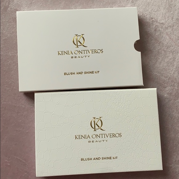 Kenia Ontiveros Blush and Shine kit - Picture 4 of 4